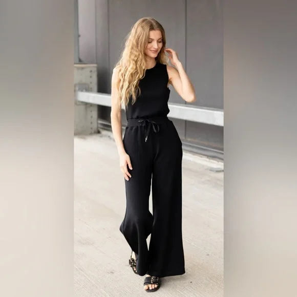 SPANX Airessentials Black Wide-Leg Jumpsuit with High-Waisted Cut - Picture 1 of 4